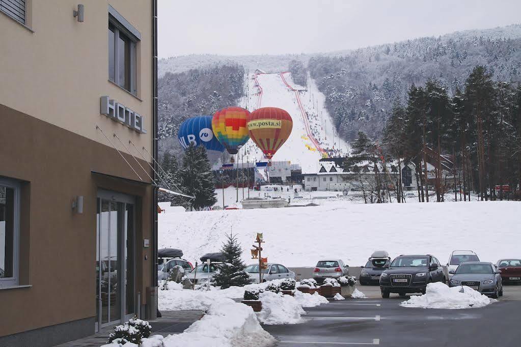 Hotel Dras Maribor Bagian luar foto